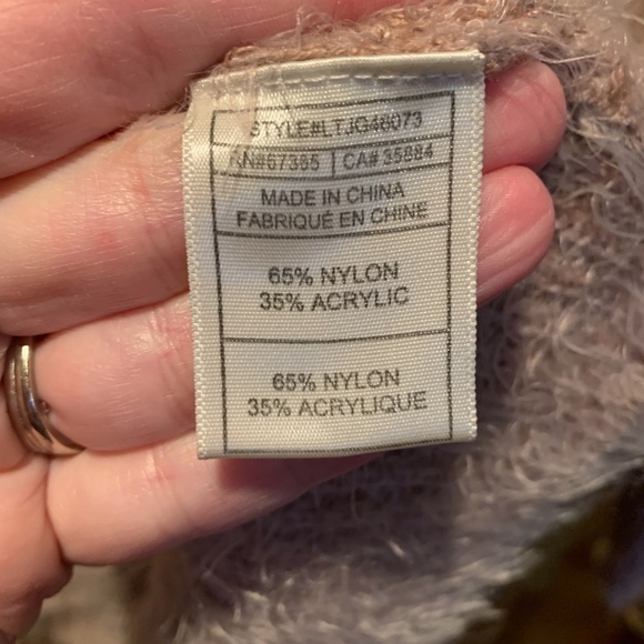 Jack by BB Dakota V-neck Eyelash Fuzzy Sweater in Mauve Small - Picture 5 of 6